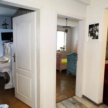 Royal * 加布罗沃